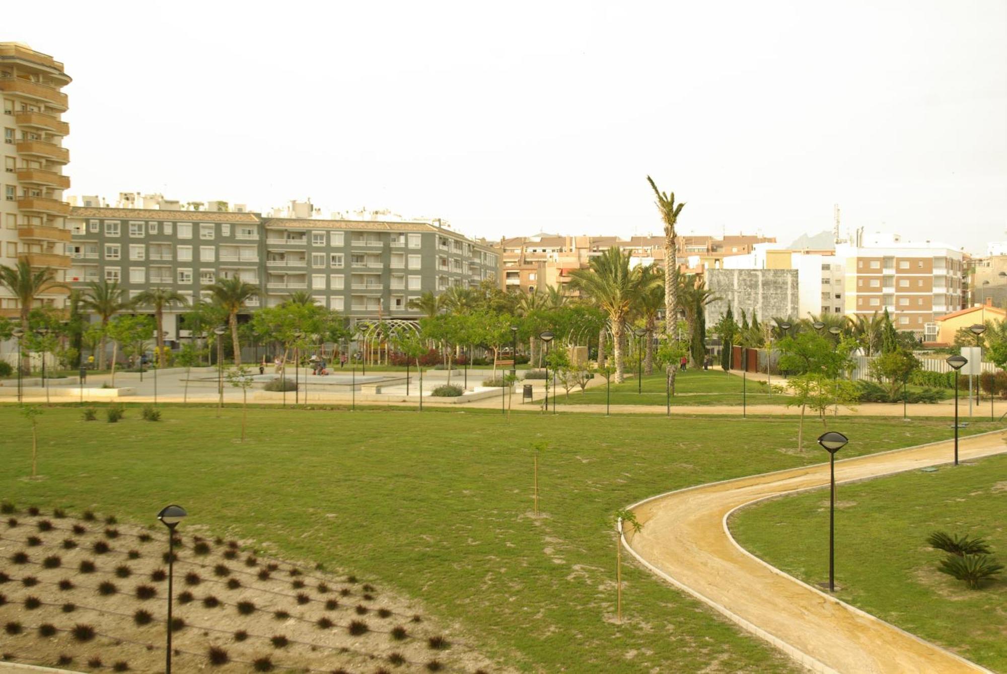 אל קאמפיו Exclusive Penthouse Pool & Beach - Lovely For Families - Los Pinos Residential מראה חיצוני תמונה